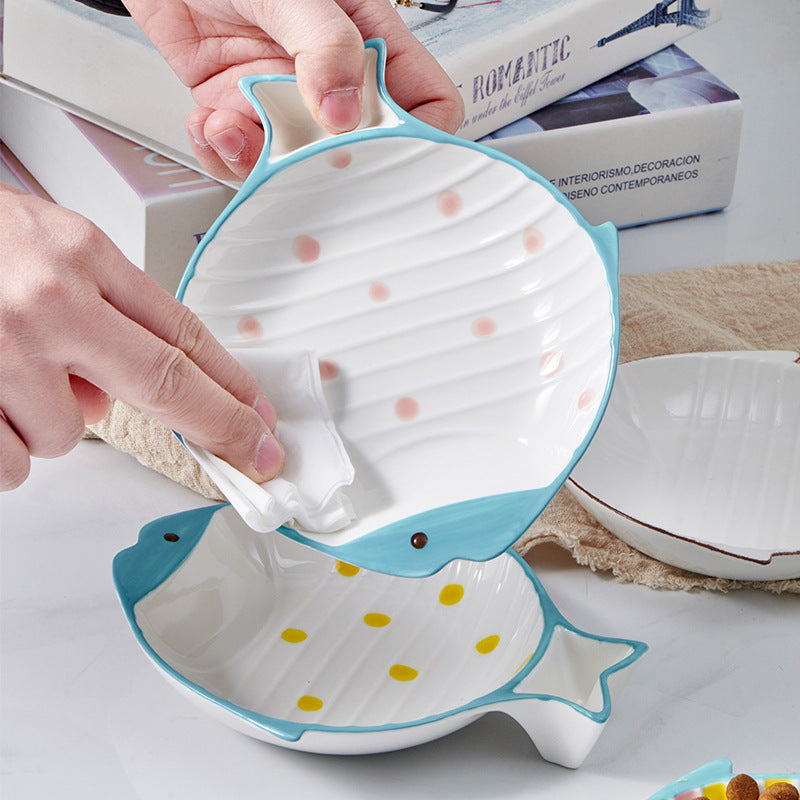 Elevate Your Cat's Dining Experience with Our Fish-shaped Ceramic Plate