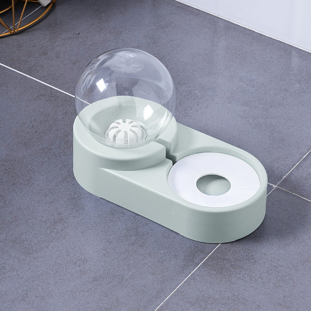 New Bubble Ball Pet Dog Bowls Fountain Cat Feeder